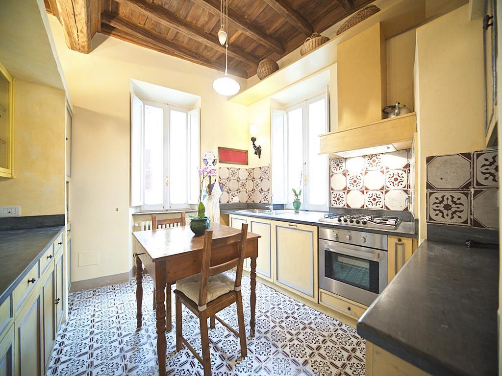 Charming Trastevere Apartment Roma Ngoại thất bức ảnh