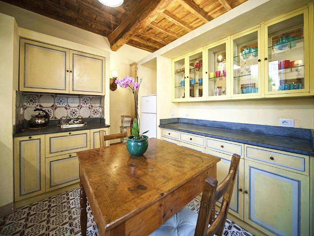 Charming Trastevere Apartment Roma Ngoại thất bức ảnh