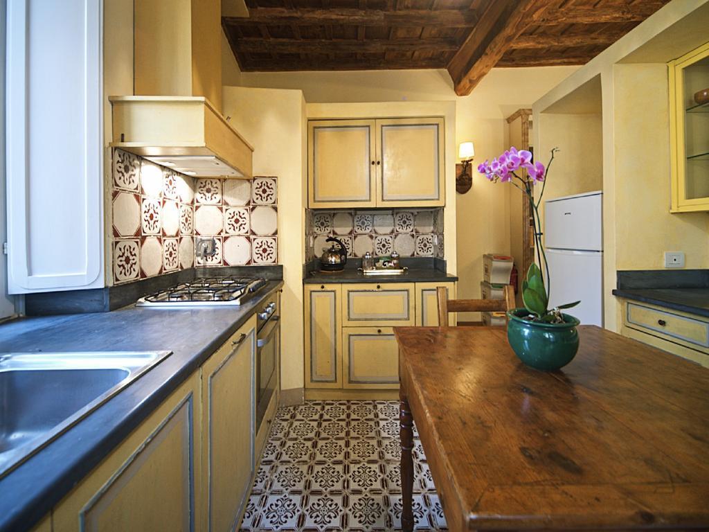 Charming Trastevere Apartment Roma Ngoại thất bức ảnh