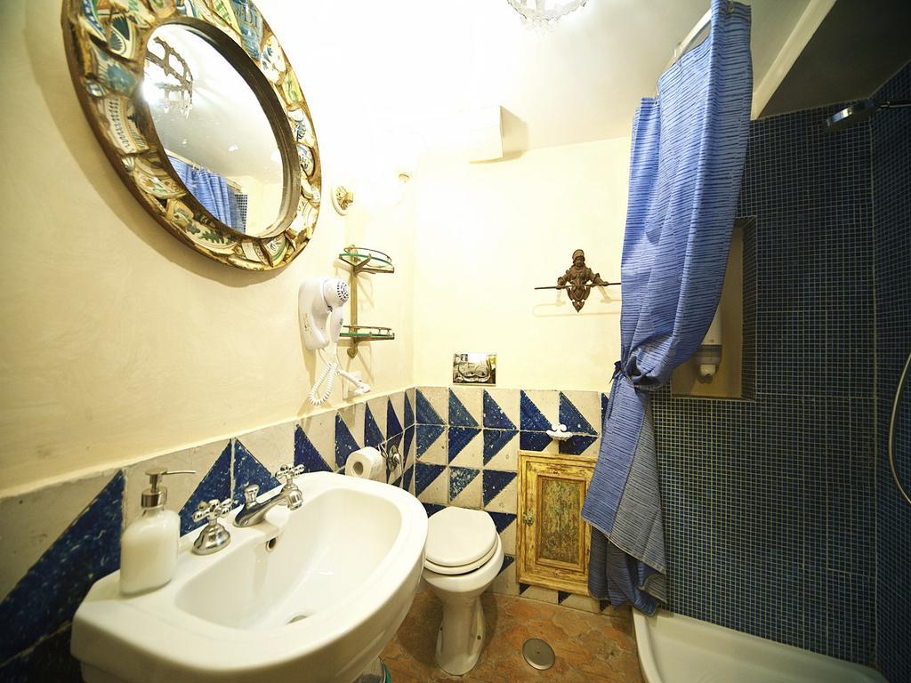 Charming Trastevere Apartment Roma Ngoại thất bức ảnh